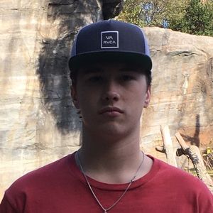 Meet your Posher, Cade